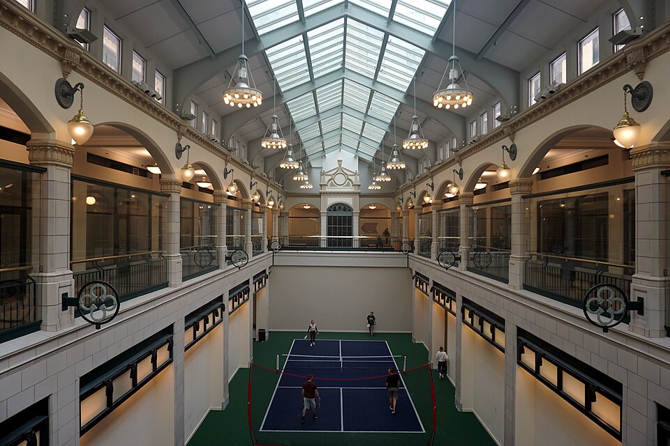 Urban pickleball courts in a New York City park