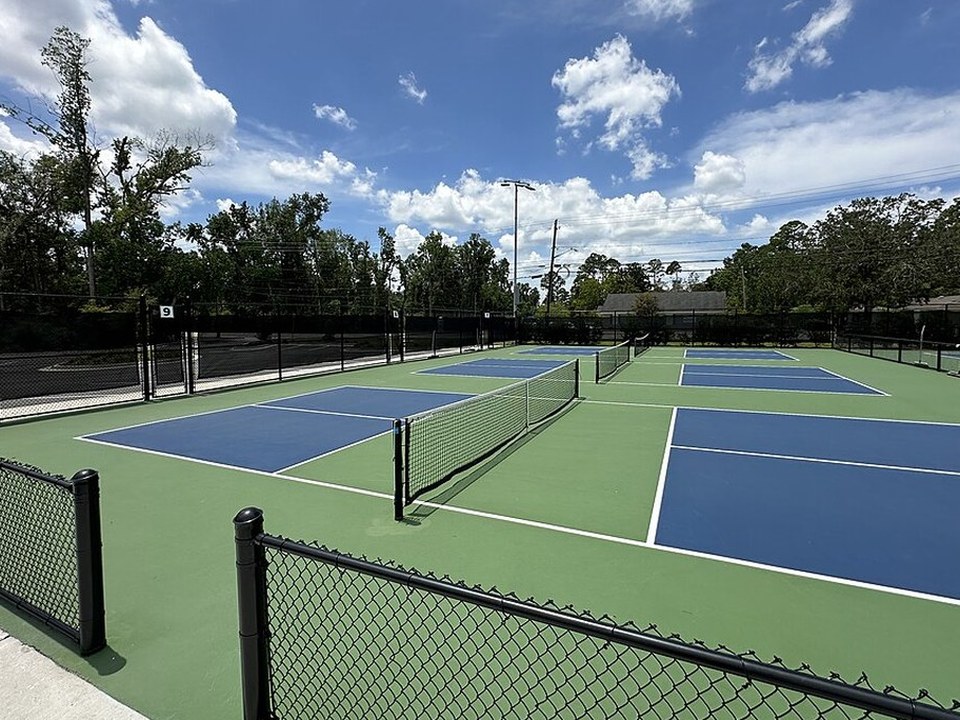 Pickleball Courts in Fort Lauderdale, Florida: Where to Play + Local Tips