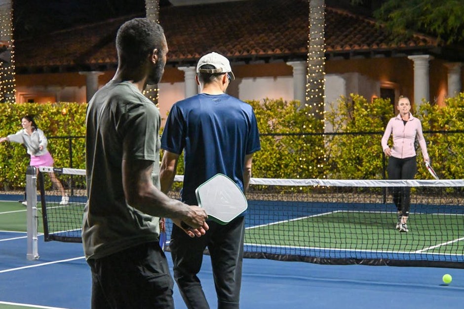 Pickleball Stacking Strategy: How to Stack, When to Use It, and Mistakes to Avoid